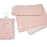 Blankets / Wraps (291)
